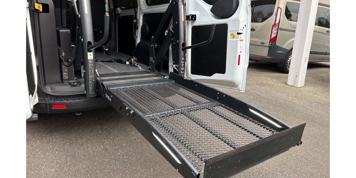 Ford Transit 18.000 km 43.990 &euro; Lübeck 23560