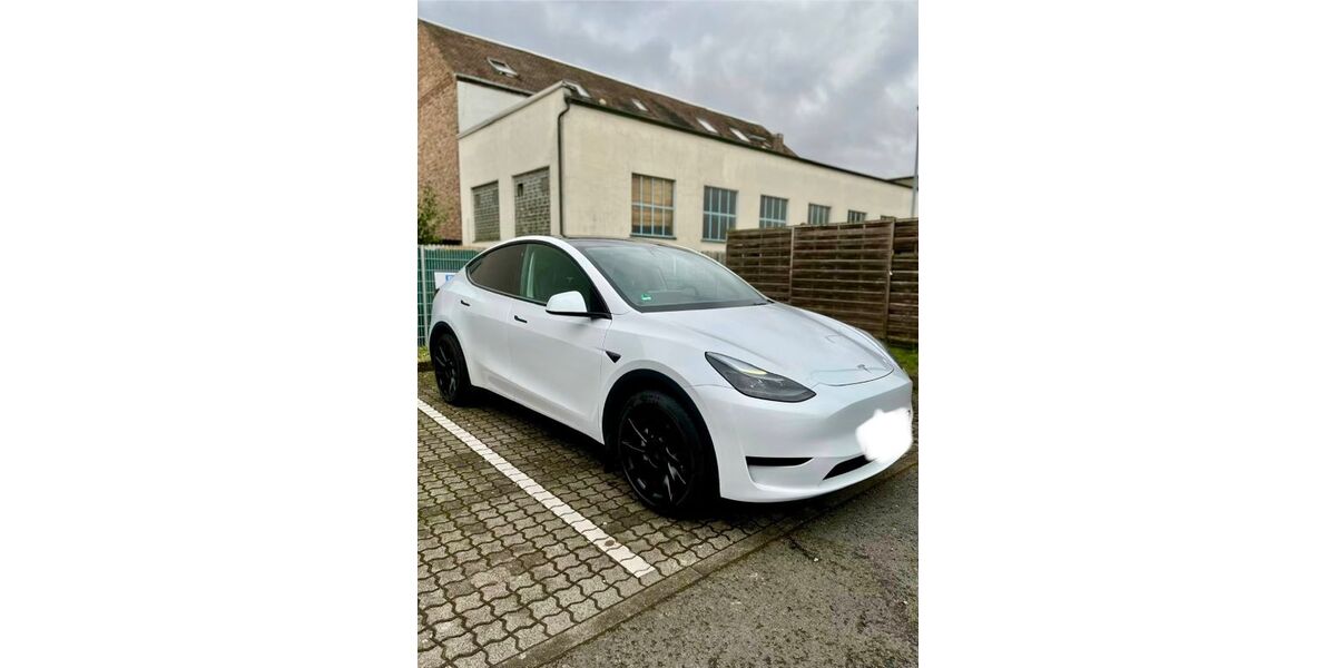 Tesla Model Y 75.250 km 29.500 &euro; Niederdorfelden 61138