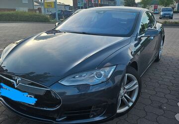 Tesla Model S 123.000 km 21.500 &euro; Wesertal 34399