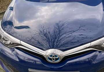 Toyota Auris 66.000 km 14.500 &euro; Bremen 28777