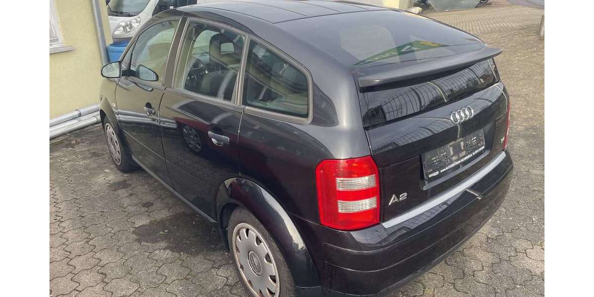 Audi A2 270.000 km 2.400 &euro; Hechingen 72379