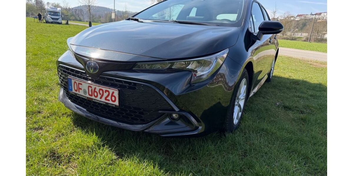 Toyota Corolla 23.500 km 25.999 &euro; Aschaffenburg 63743