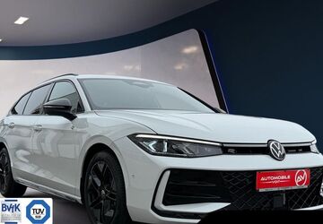 VW Passat Variant 2.800 km 45.970 &euro; Weiden i. d. OPf. 92637