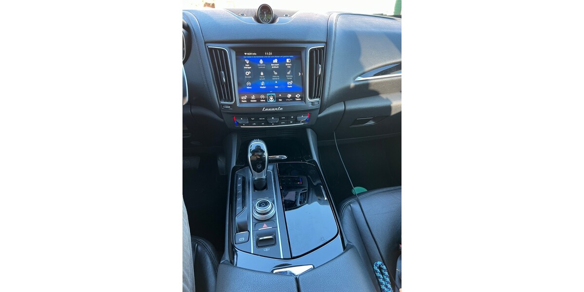 Maserati Levante Grandlusso 210.000 km 23.900 &euro; Minden 32423