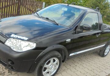 Fiat Strada 98.900 km 8.590 &euro; Schleifreisen 07629