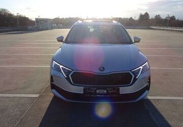 Skoda Octavia 2.500 km 45.900 &euro; München 80686