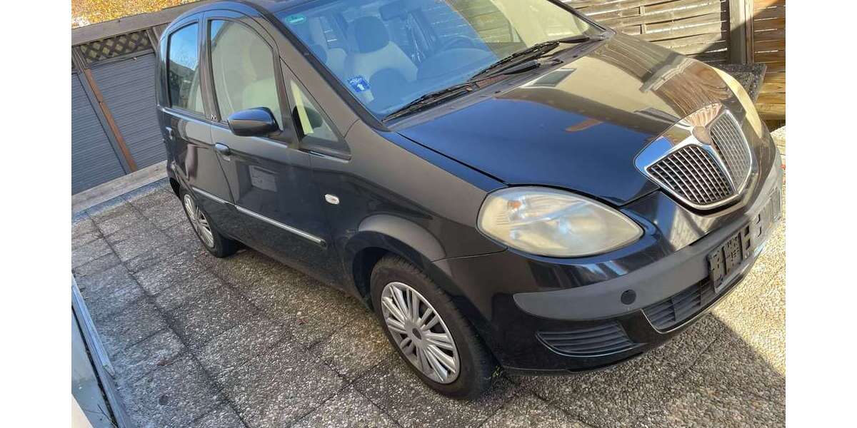 Lancia MUSA 165.236 km 1.950 &euro; Kaufbeuren 87600