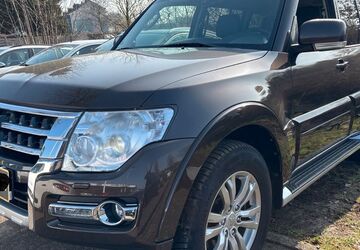 Mitsubishi Pajero 300.000 km 10.500 &euro; Ribnitz-Damgarten 18311
