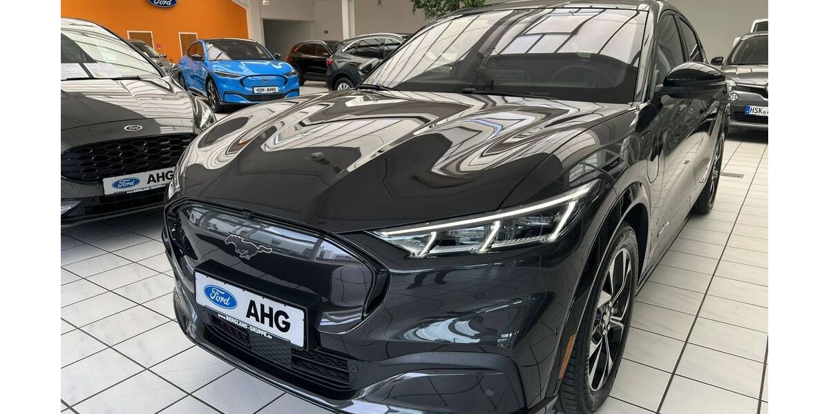 Ford Mustang Mach-E 2.500 km 41.480 &euro; Olpe 57462