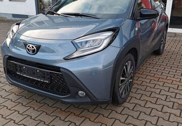 Toyota Aygo (X) 11.354 km 15.990 &euro; Altfalter 92548