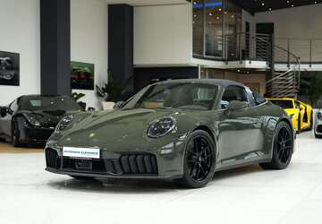 Porsche 911 8.224 km 197.980 &euro; Köln 51147