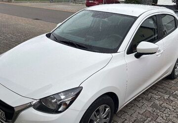 Mazda 2 51.500 km 10.500 &euro; Tiefenbronn 75233
