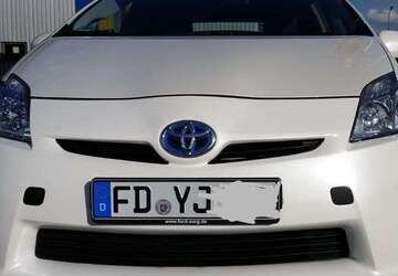 Toyota Prius 272.000 km 7.600 &euro; Fulda 36039