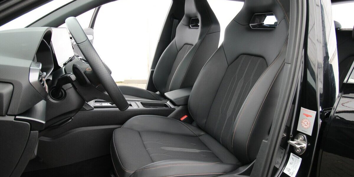 Cupra Leon Sportstourer e-HYBRID 6-DSG NAVI+LED+KAMERA 14.723 km 27.900 &euro; Hagenow 19230