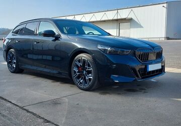 BMW i5 4.999 km 65.700 &euro; Korbach 34497