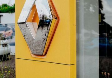 Renault Alaskan 195.000 km 16.990 &euro; Massing 84323