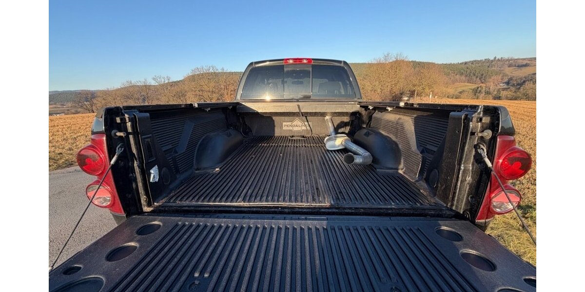 Dodge RAM 1500 Hemi 172.000 km 7.500 &euro; Rudolstadt 07407