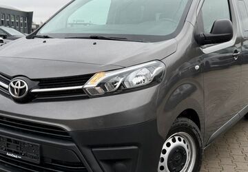 Toyota Proace (Verso) 32.999 km 26.656 &euro; Gronau 48599