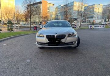 BMW 523 151.000 km 9.900 &euro; Stuttgart 70376