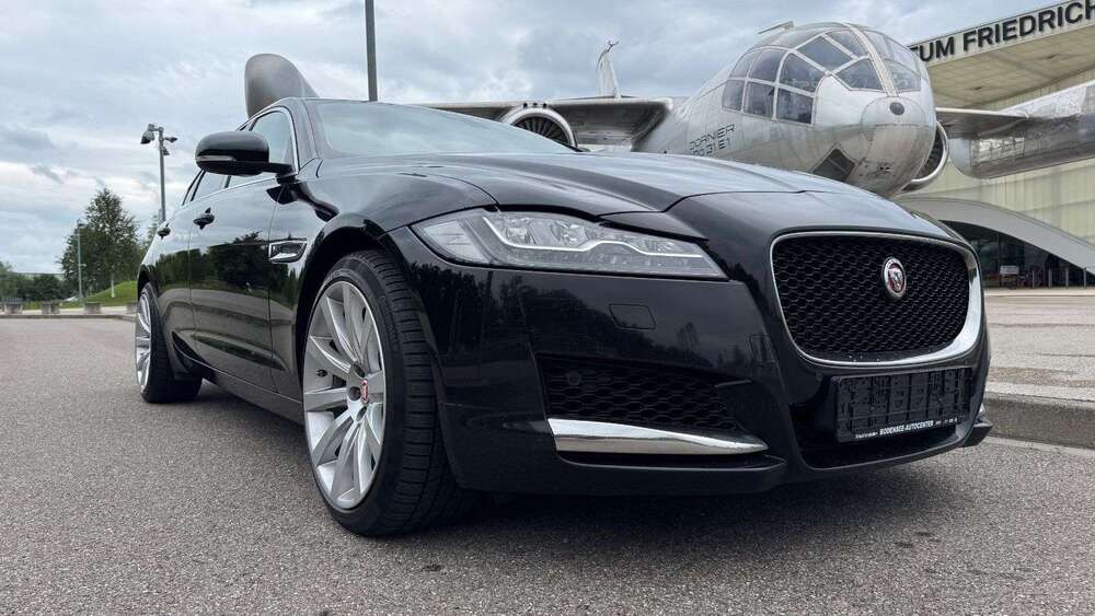Jaguar XF 158.000 km 15.900 &euro; Friedrichshafen 88046