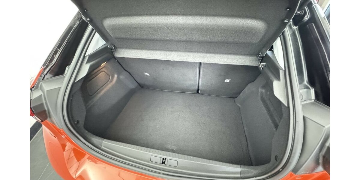 Opel Corsa 1.2 Edition Carplay Kamera + PDC LED 16.600 km 12.220 &euro; Lich 35423