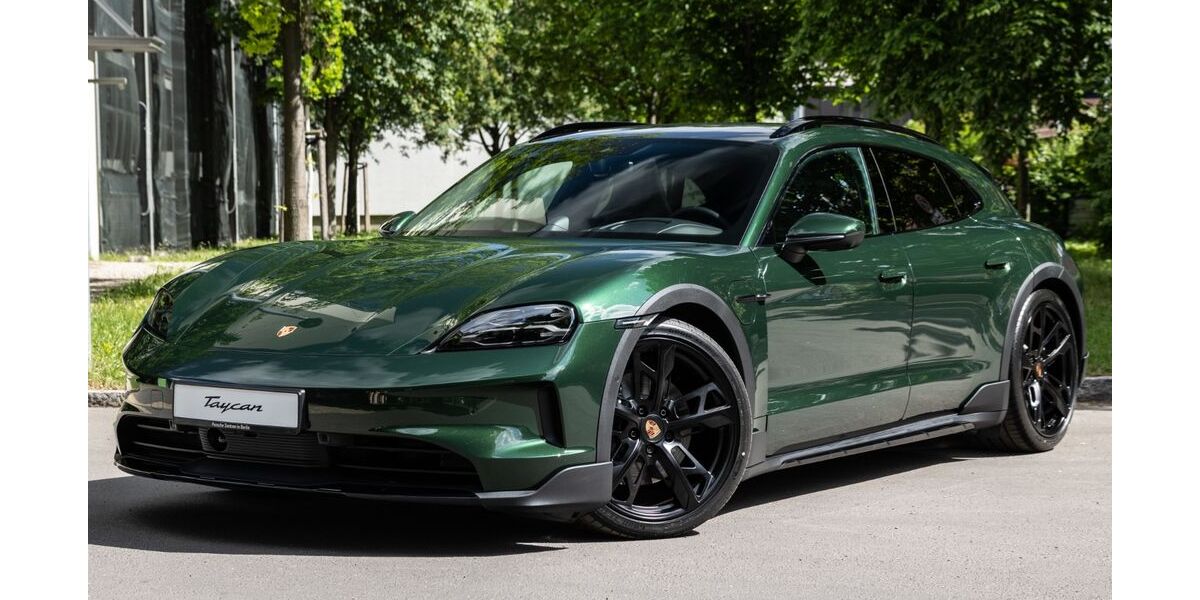 Porsche Taycan 13.380 km 106.900 &euro; Berlin 10587