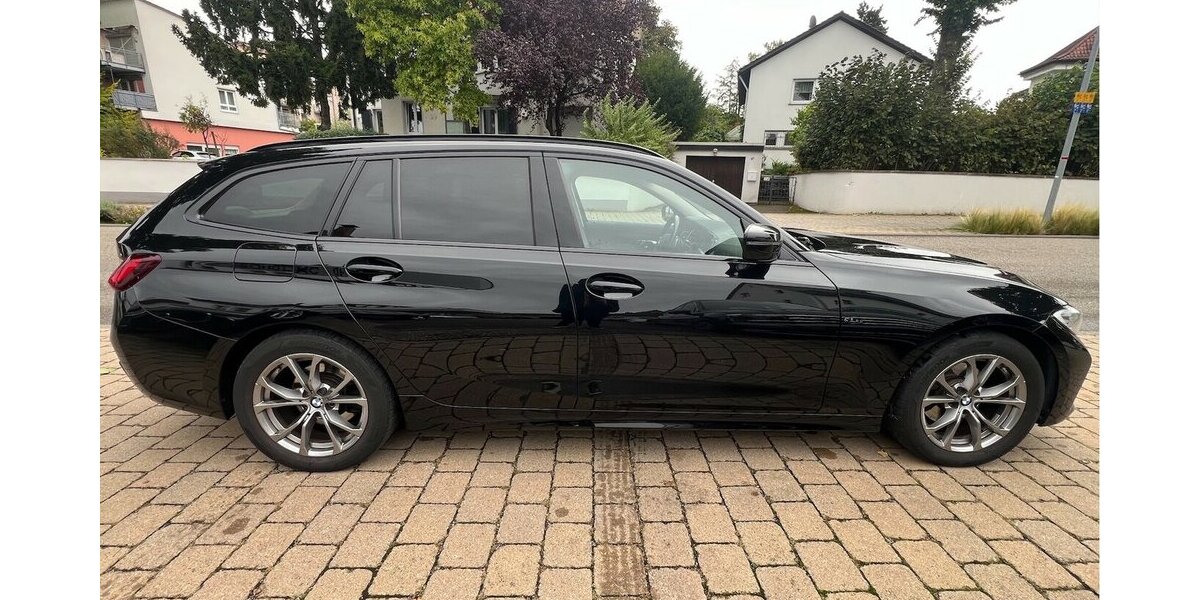 BMW 320d Sport Line Touring Navi Leder Kamera 210.000 km 17.490 &euro; Neckarsulm 74172