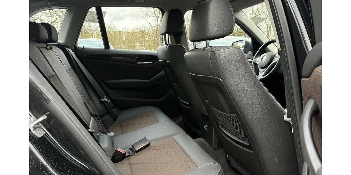 BMW X1 20d xDrive BI-XENON/TEMPOMAT/NAVI/PDC/SHZ/DAB 79.104 km 16.900 &euro; Villingen-Schwenningen 78054