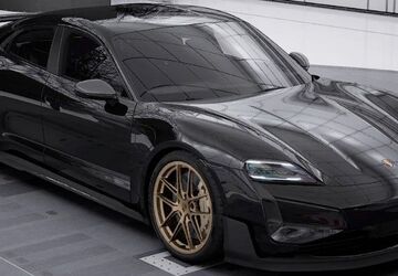 Porsche Taycan 6.790 km 189.999 &euro; Markgröningen 71706