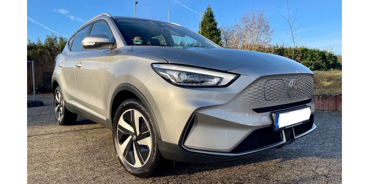 MG ZS 27.000 km 16.900 &euro; Neichen 54552