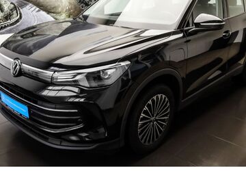 VW Tiguan 13.193 km 42.830 &euro; Holzminden 37603