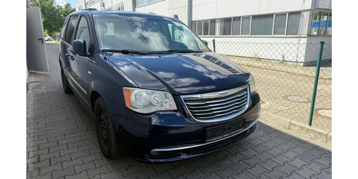 Chrysler Grand Voyager 260.100 km 8.990 &euro; Berlin 12277