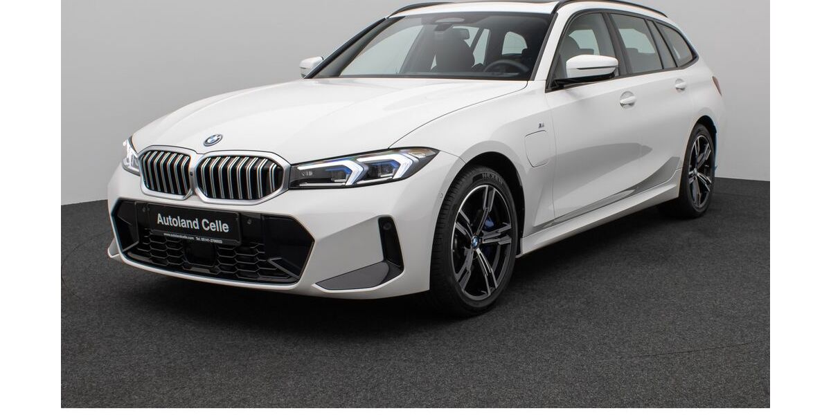 BMW 330 3.100 km 45.499 &euro; Celle 29225