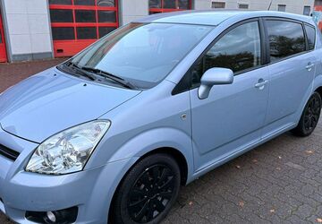 Toyota Corolla Verso 135.000 km 6.990 &euro; Rathenow 14712