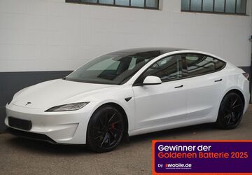 Tesla Model 3 11.068 km 49.250 &euro; Mönchengladbach 41236