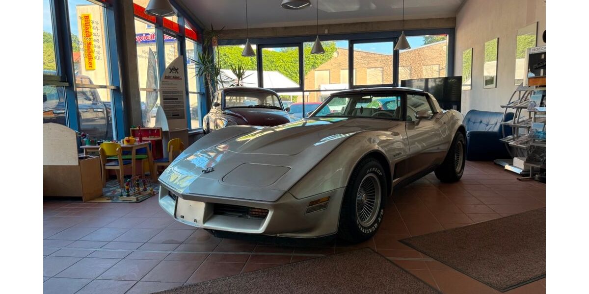 Corvette C3 44.000 km 29.890 &euro; Rudolstadt 07407
