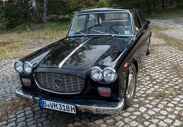 Lancia Flavia 87.215 km 14.000 &euro; Berlin 10119