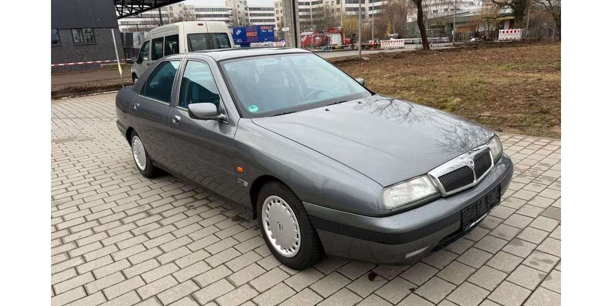 Lancia Thema 125.000 km 3.999 &euro; Fellbach-Stuttgart 70736
