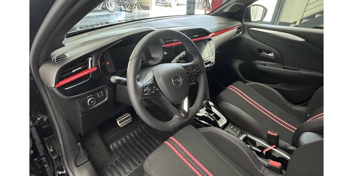Opel Corsa 1.2 T GS Automatik CarPlay Rückfahrkamera 26.692 km 15.820 &euro; Lich 35423