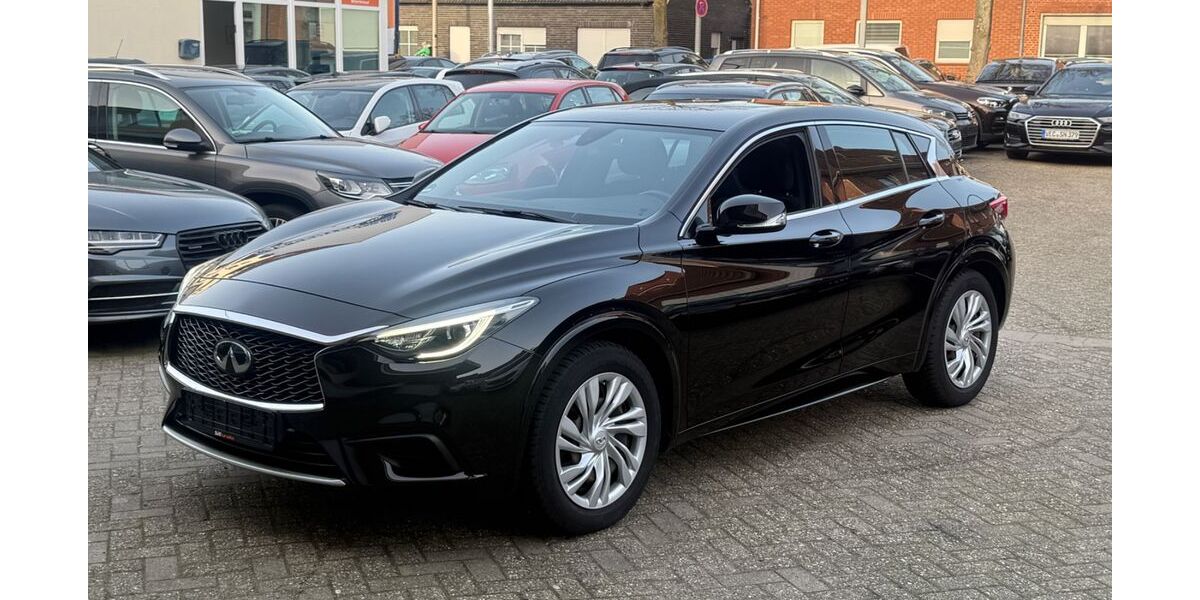 INFINITI Q30 60.000 km 12.999 &euro; Nordhorn 48529