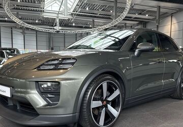 Porsche Macan 19.900 km 94.890 &euro; Paderborn 33100