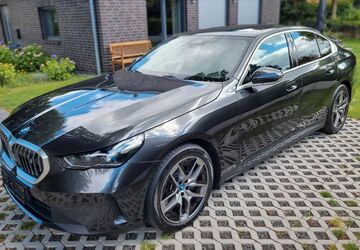 BMW i5 21.900 km 49.729 &euro; Hamburg 21077