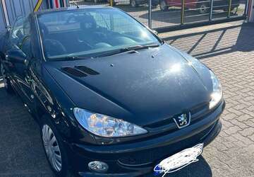Peugeot 206 144.000 km 2.388 &euro; Rosenheim 83026