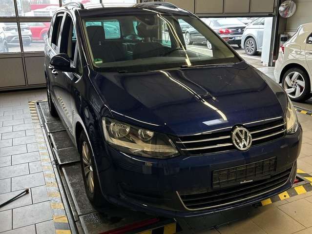 VW Sharan 104.700 km 23.990 &euro; Rastede/ Wahnbek 26180