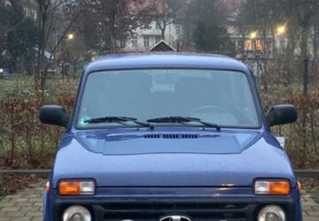 Lada Taiga 98.000 km 6.700 &euro; Nazza 99826