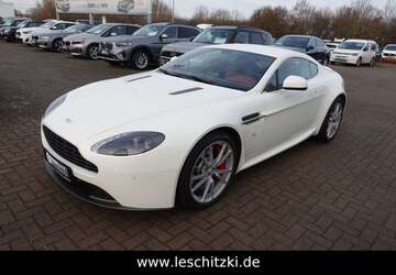 Aston Martin V8 16.005 km 83.990 &euro; Greifswald 17489