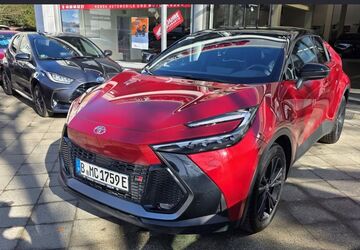 Toyota C-HR 2.379 km 46.400 &euro; Berlin 13403