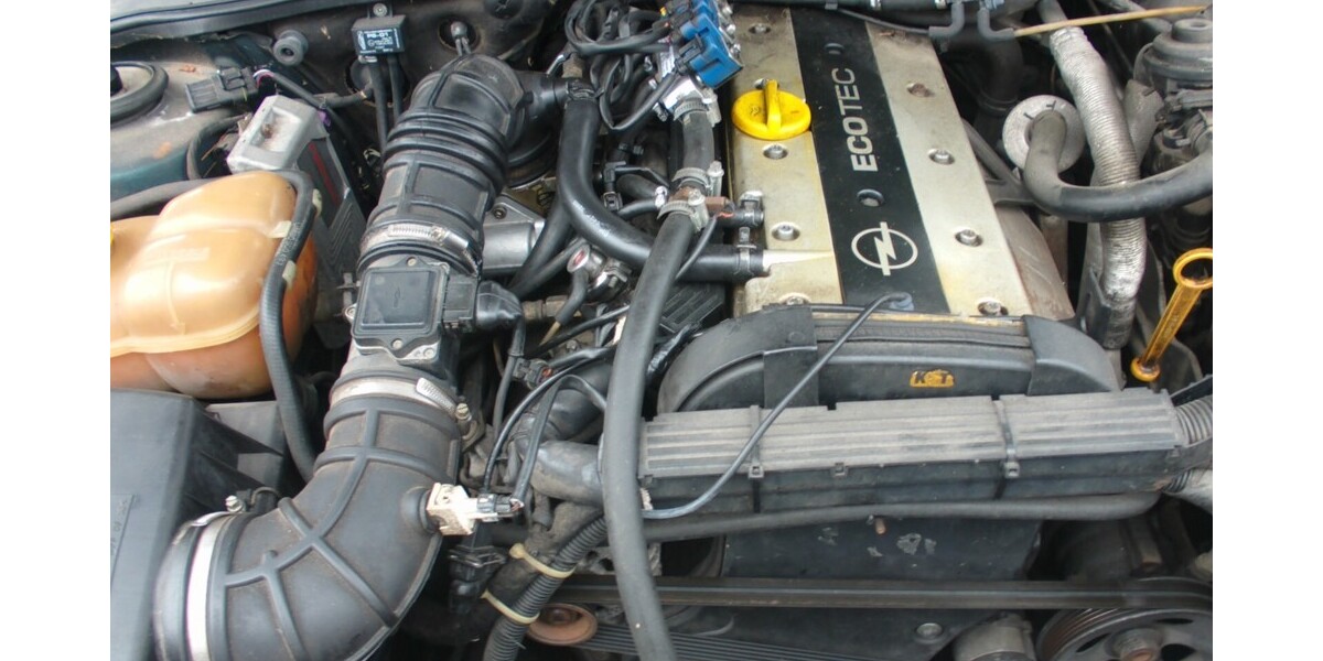 Opel Omega B Caravan 179.000 km 2.900 &euro; Mannheim 68159