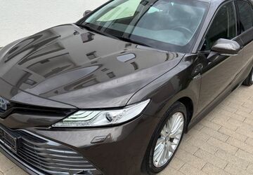 Toyota Camry 49.500 km 27.900 &euro; Haar/München 85540