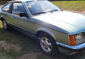 Opel Monza 123.000 km 7.900 &euro; Schwarzenbek 21493